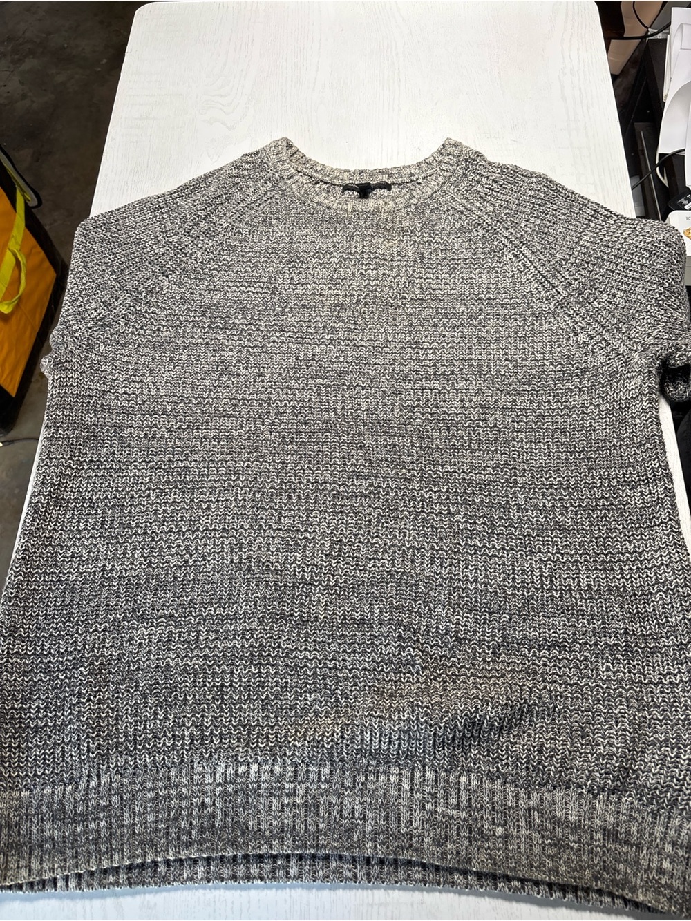 Men's Crewneck Marled Gray Sweater BANANA REPUBLIC size L